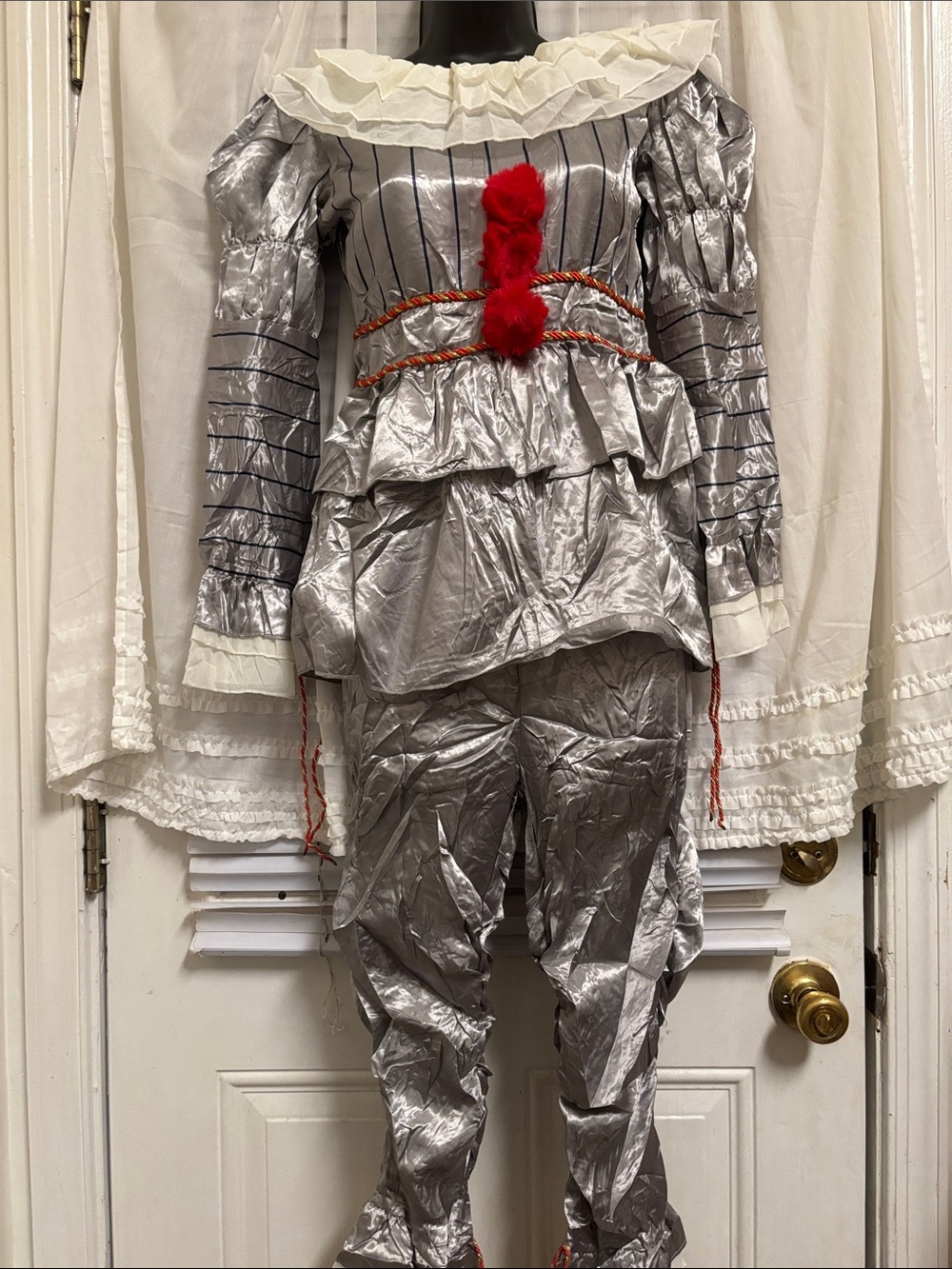 Besser Bay original goods pennywise silver Clown Kids Costume